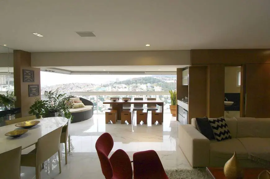 Foto 1 de Apartamento com 3 Quartos à venda, 212m² em Santa Lúcia, Belo Horizonte