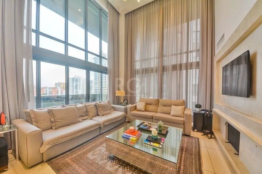 Foto 1 de Apartamento com 4 Quartos à venda, 234m² em Jardim Europa, Porto Alegre