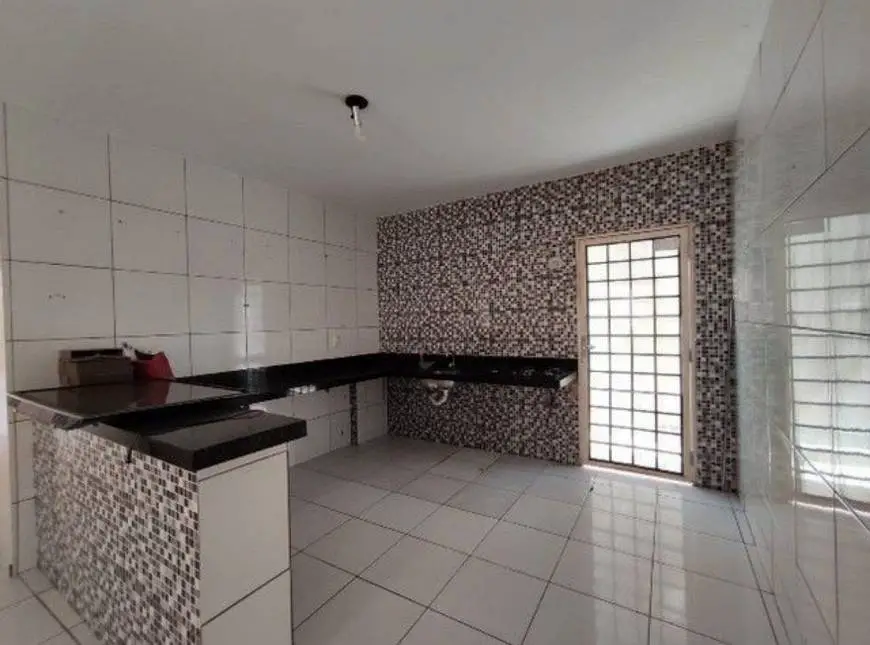 Foto 1 de Casa com 2 Quartos à venda, 100m² em Serra Dourada, Serra
