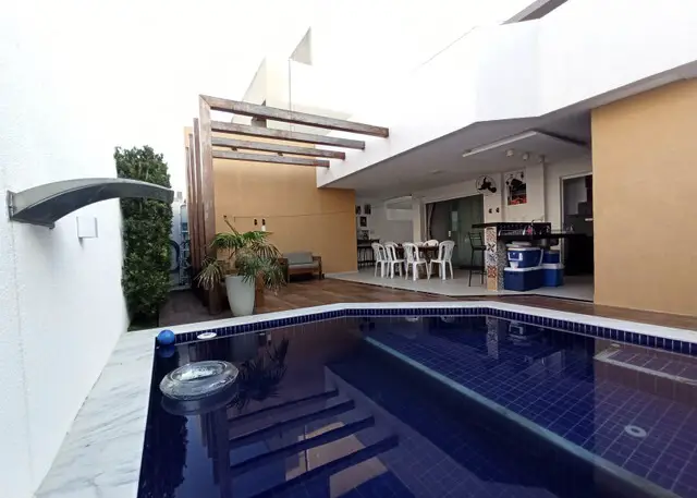 Foto 1 de Casa com 3 Quartos à venda, 260m² em Centro, Salesópolis