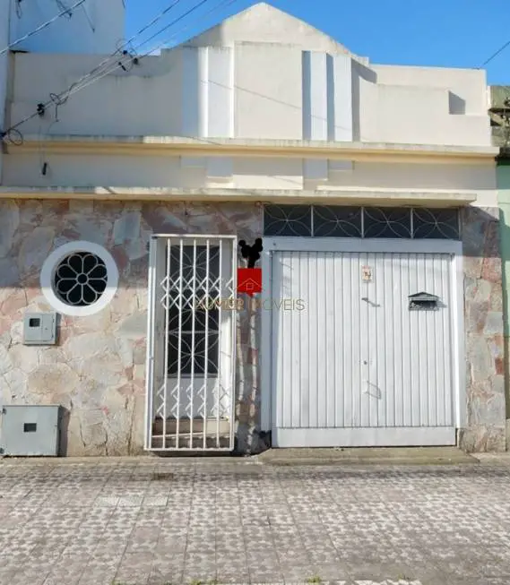 Foto 1 de Casa com 4 Quartos à venda, 171m² em Centro, Pelotas