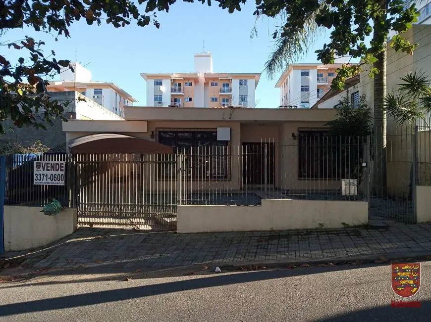 Foto 1 de Casa com 5 Quartos à venda, 277m² em Estreito, Florianópolis