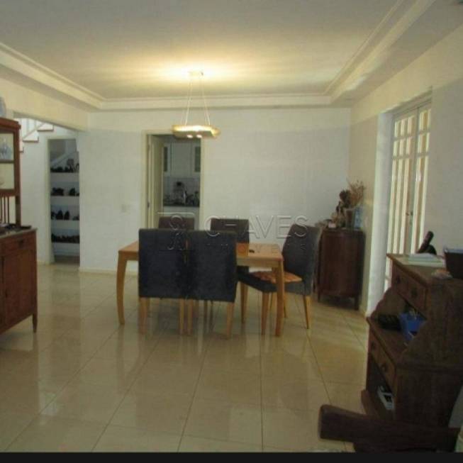 Foto 3 de Casa de Condomínio com 4 Quartos à venda, 230m² em Bosque das Juritis, Ribeirão Preto