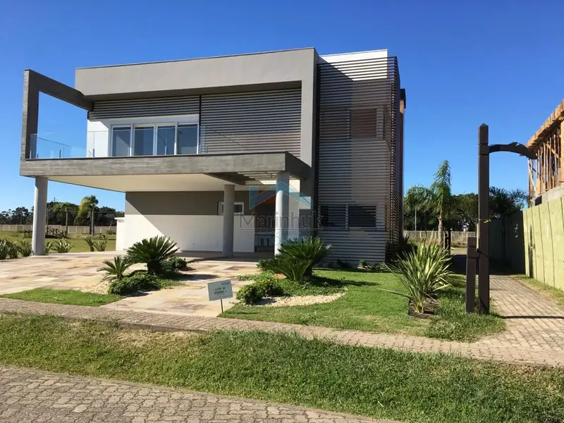 Foto 1 de Casa de Condomínio com 4 Quartos à venda, 364m² em Centro, Capão da Canoa