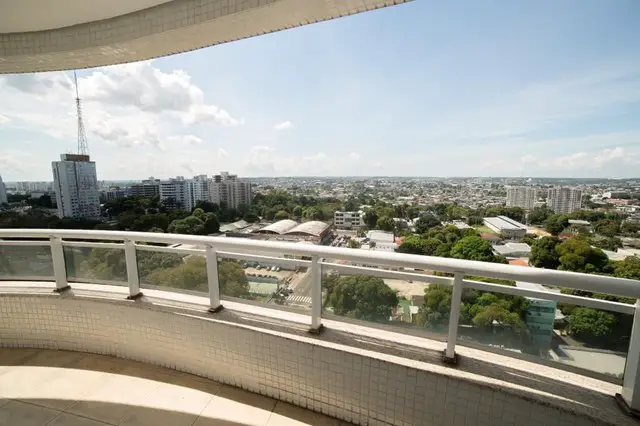 Foto 1 de Apartamento com 3 Quartos à venda, 198m² em Adrianópolis, Manaus
