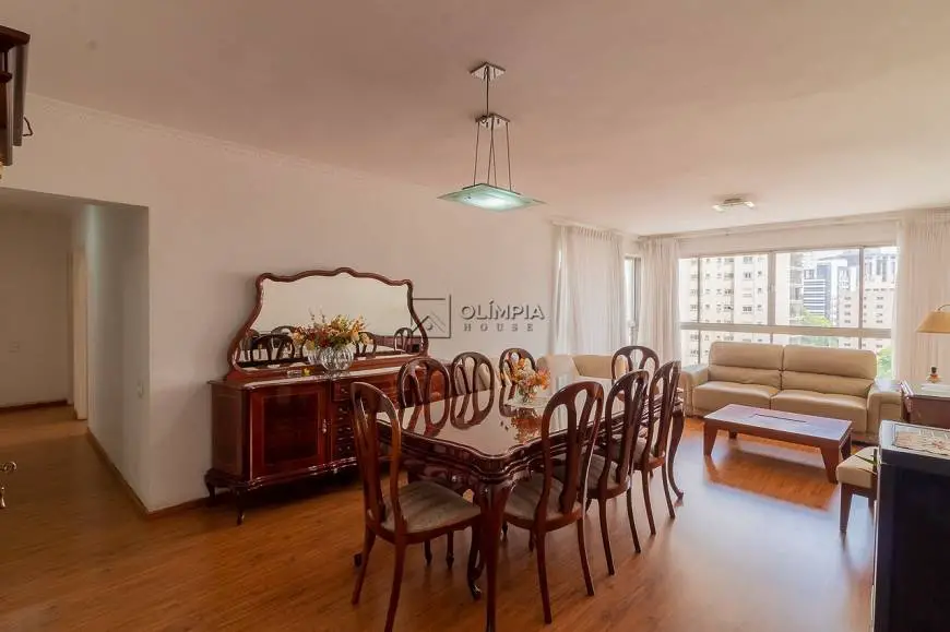 Foto 1 de Apartamento com 3 Quartos para alugar, 120m² em Bela Vista, São Paulo