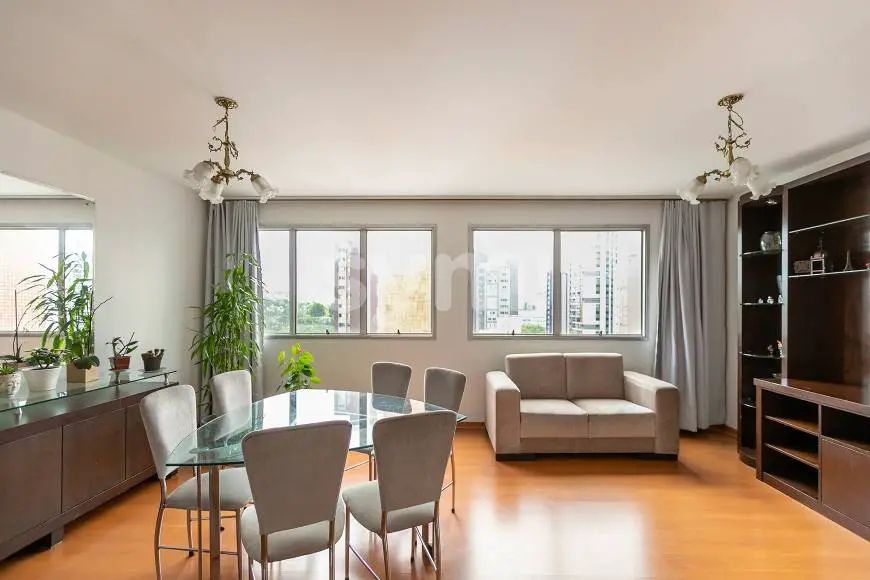 Foto 1 de Apartamento com 3 Quartos à venda, 116m² em Cabral, Curitiba