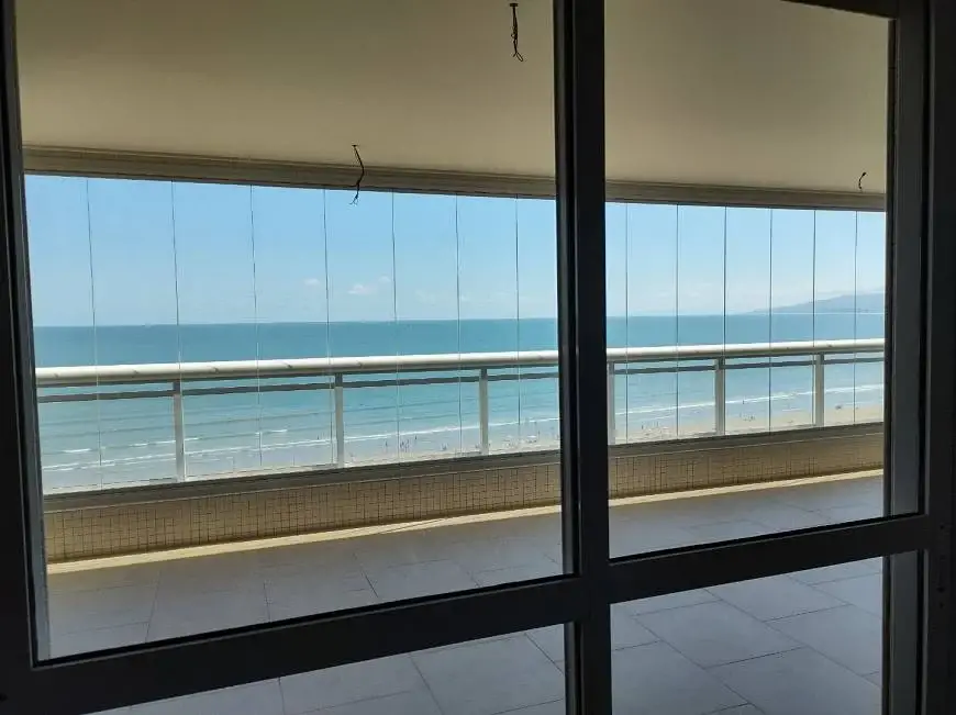 Foto 1 de Apartamento com 4 Quartos à venda, 251m² em Canto do Forte, Praia Grande