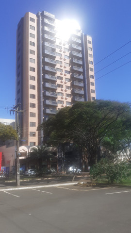 Foto 1 de Apartamento com 4 Quartos à venda, 142m² em Zona 01, Maringá