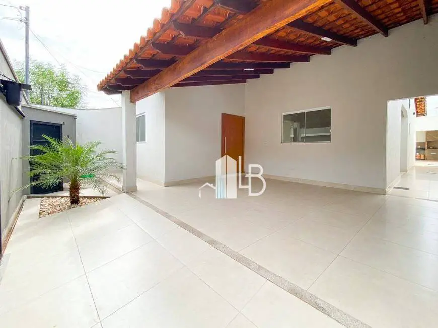 Foto 1 de Casa com 3 Quartos à venda, 170m² em Jardim America II, Uberlândia