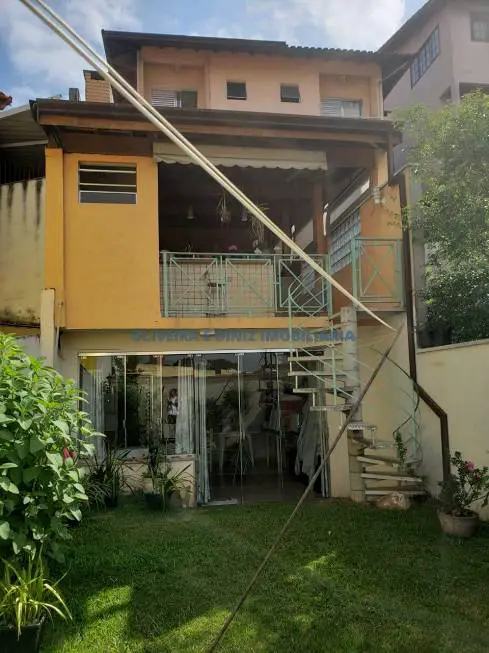 Foto 1 de Casa com 3 Quartos à venda, 184m² em Jardim das Flores, Osasco