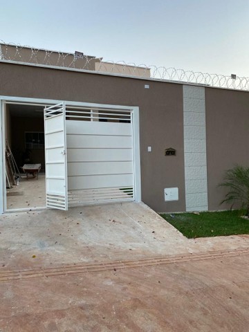 Foto 1 de Casa com 3 Quartos à venda, 130m² em Jardim Novo Mundo, Goiânia