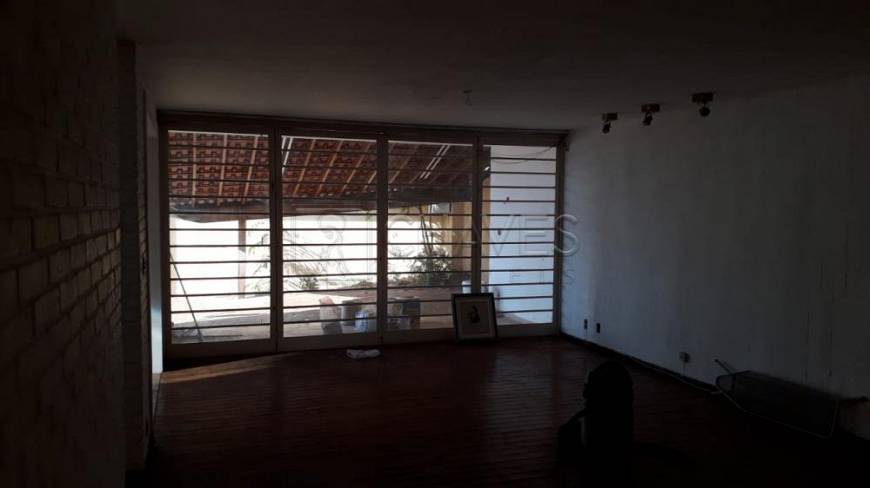 Foto 1 de Casa com 3 Quartos para alugar, 420m² em Jardim Sumare, Ribeirão Preto