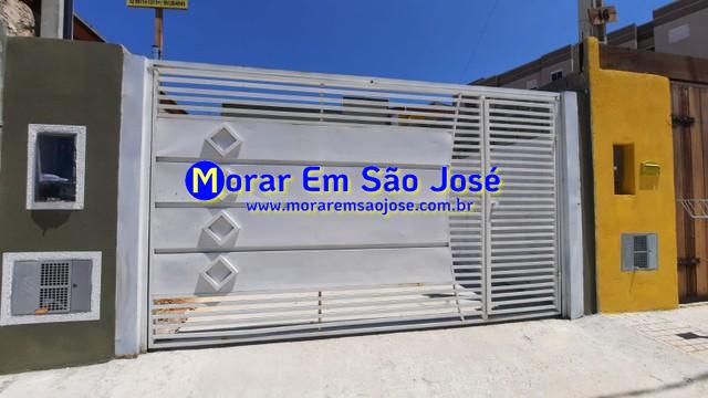 Foto 1 de Casa com 3 Quartos à venda, 150m² em Vila São Geraldo, São José dos Campos