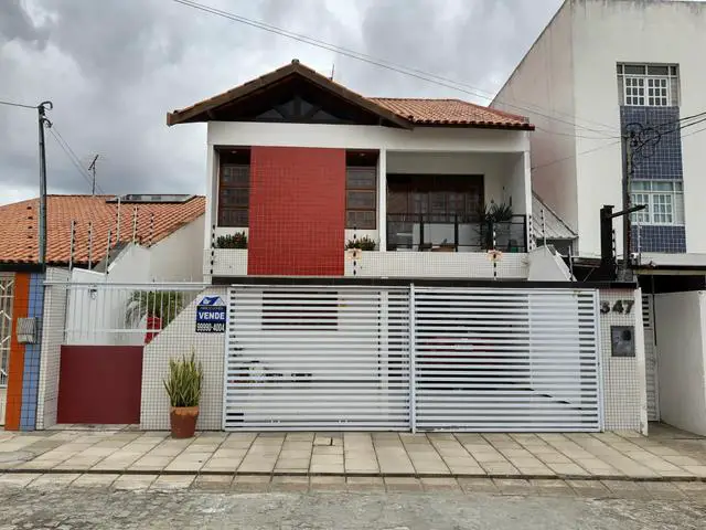 Foto 1 de Casa com 5 Quartos à venda, 274m² em Jardim Paulistano, Campina Grande