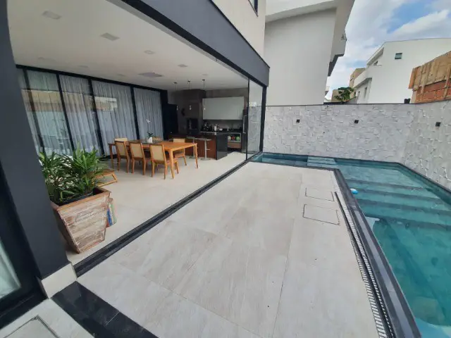 Foto 1 de Casa de Condomínio com 4 Quartos à venda, 360m² em Recreio Dos Bandeirantes, Rio de Janeiro