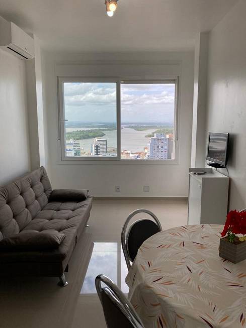 Foto 1 de Apartamento com 1 Quarto para alugar, 48m² em Centro Histórico, Porto Alegre
