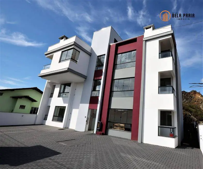 Foto 1 de Apartamento com 2 Quartos à venda, 60m² em Itacolomi, Balneário Piçarras
