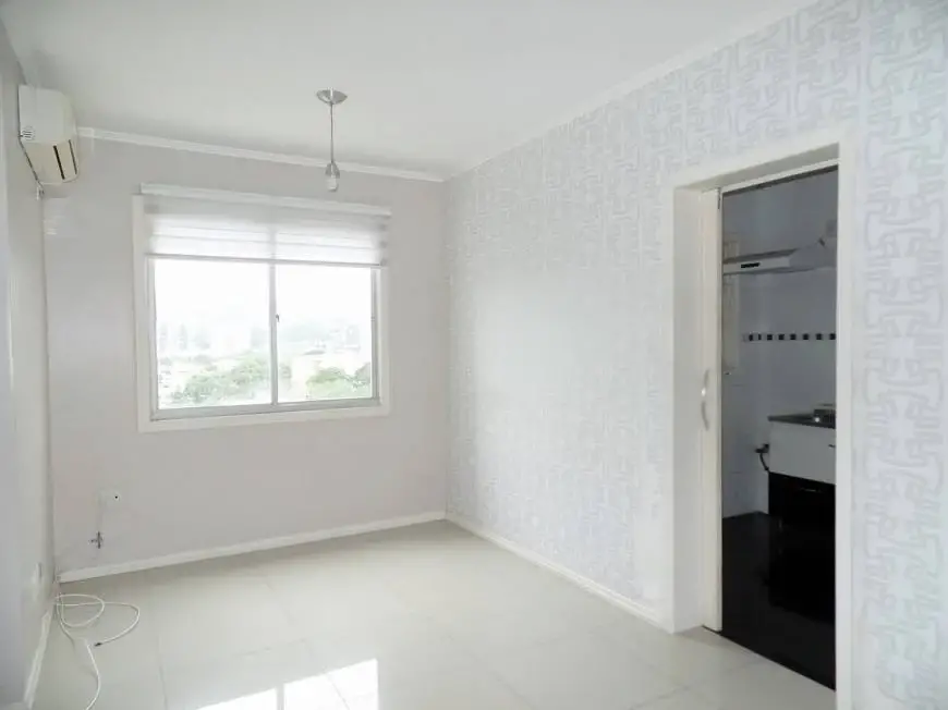 Foto 3 de Apartamento com 2 Quartos para alugar, 65m² em Partenon, Porto Alegre