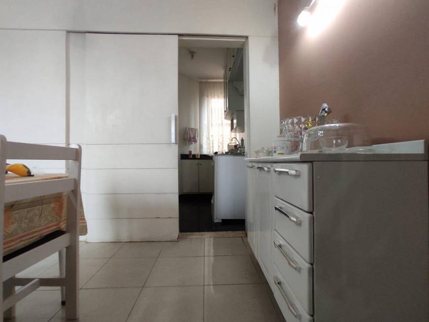 Foto 4 de Apartamento com 3 Quartos à venda, 78m² em Estoril, Belo Horizonte