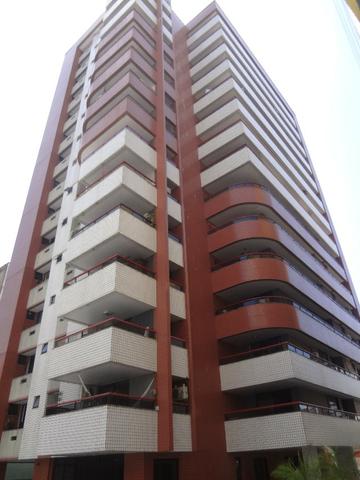 Foto 1 de Apartamento com 3 Quartos à venda, 136m² em Meireles, Fortaleza