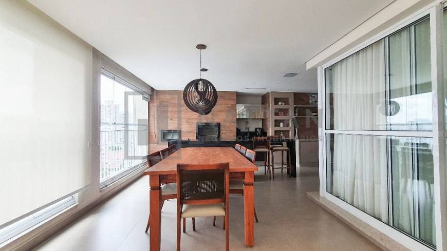 Foto 1 de Apartamento com 3 Quartos à venda, 221m² em Móoca, São Paulo