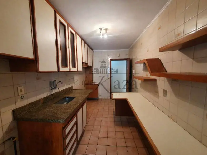 Foto 2 de Apartamento com 3 Quartos para alugar, 98m² em Parque Residencial Aquarius, São José dos Campos