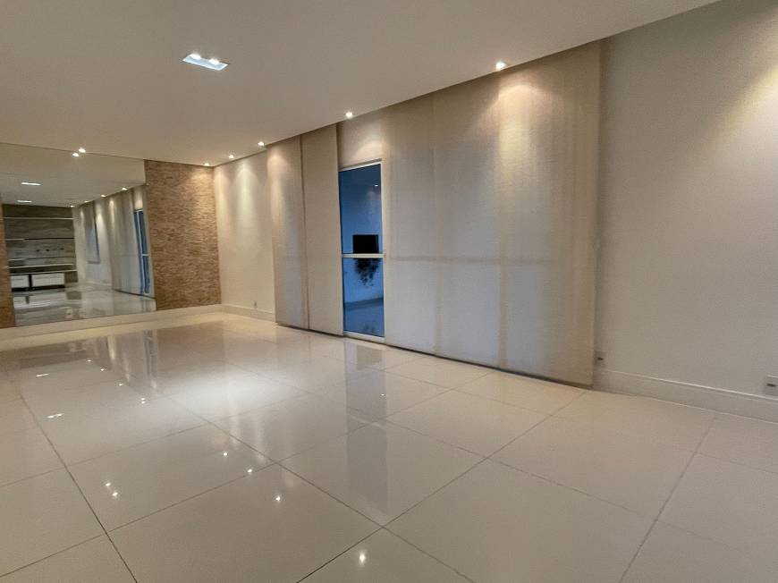 Foto 3 de Apartamento com 3 Quartos para alugar, 158m² em Tamboré, Santana de Parnaíba