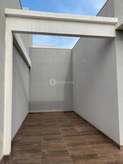 Foto 3 de Casa com 2 Quartos à venda, 55m² em Pinheirinho, Toledo