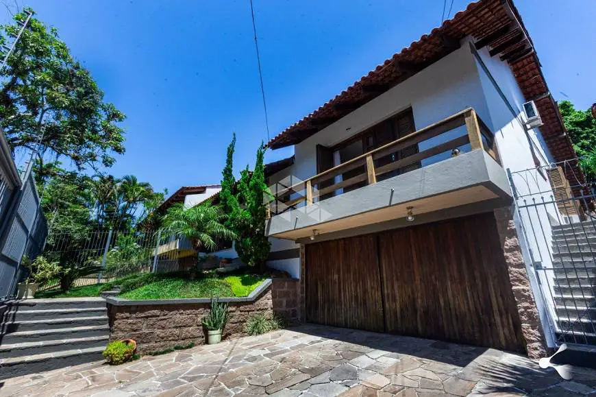 Foto 2 de Casa com 3 Quartos à venda, 245m² em Ipanema, Porto Alegre