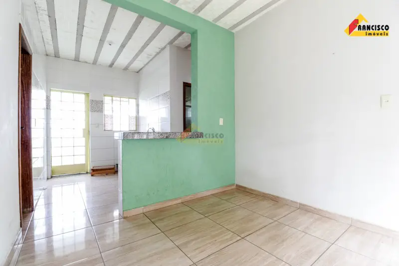 Foto 1 de Casa com 3 Quartos para alugar, 70m² em Nova Holanda, Divinópolis