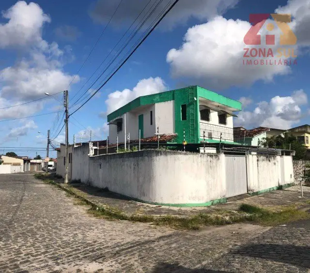 Foto 2 de Casa com 4 Quartos à venda, 430m² em Jaguaribe, João Pessoa