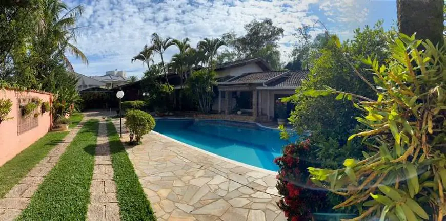 Foto 1 de Casa com 4 Quartos à venda, 650m² em Jardim Residencial Morumbi, Valinhos