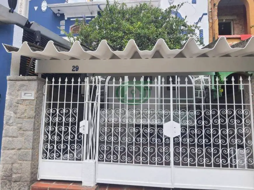 Foto 1 de Casa com 4 Quartos à venda, 220m² em Pompeia, Santos
