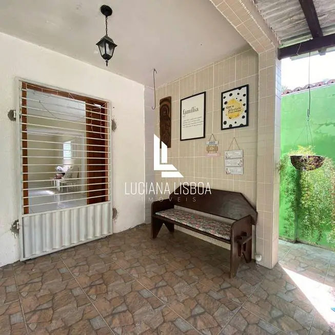 Foto 1 de Casa com 5 Quartos à venda, 143m² em Tirol, Natal