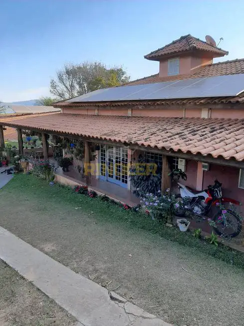 Foto 2 de Chácara com 4 Quartos à venda, 10m² em , Delfinópolis