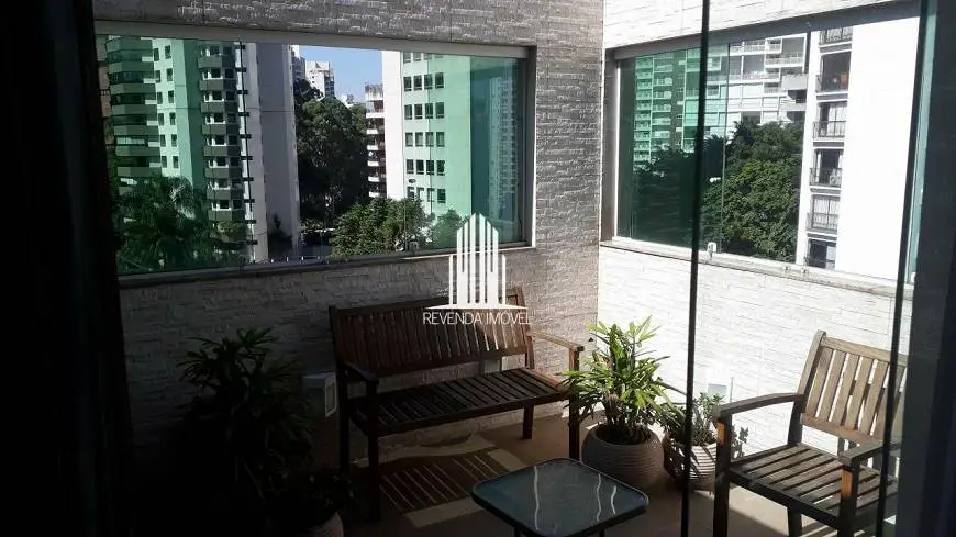 Foto 1 de Cobertura com 3 Quartos à venda, 170m² em Morumbi, São Paulo
