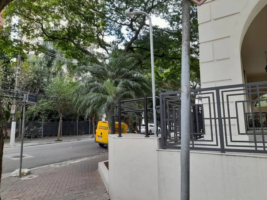 Foto 4 de Apartamento com 1 Quarto para alugar, 90m² em Itaim Bibi, São Paulo