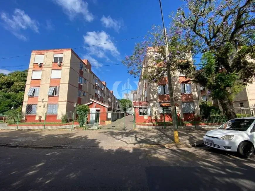 Foto 1 de Apartamento com 1 Quarto à venda, 41m² em Jardim Itú Sabará, Porto Alegre