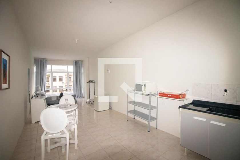 Foto 1 de Apartamento com 1 Quarto para alugar, 24m² em Rio Branco, Porto Alegre
