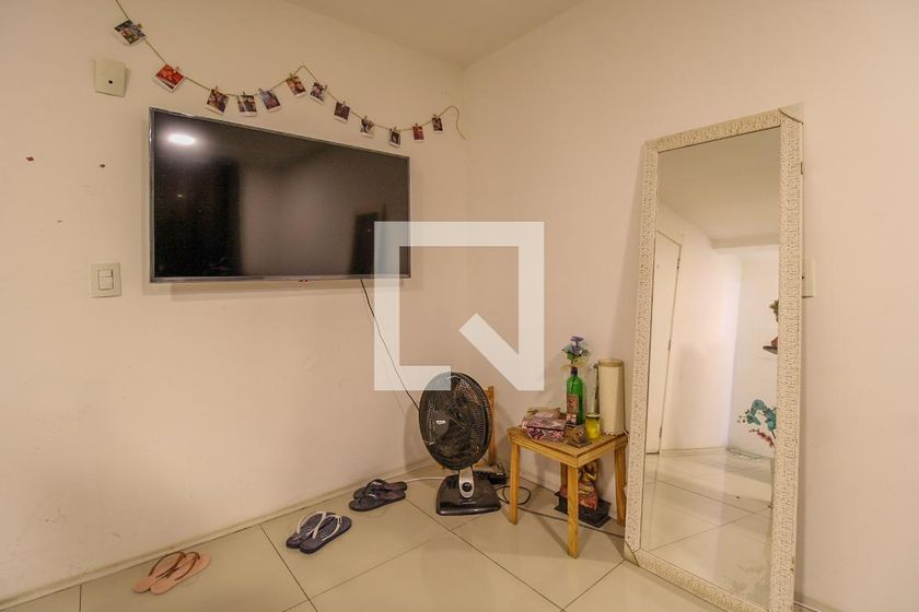 Foto 4 de Apartamento com 2 Quartos para alugar, 44m² em Mato Grande, Canoas
