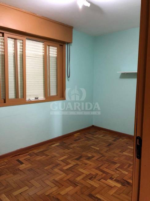 Foto 2 de Apartamento com 2 Quartos à venda, 48m² em Rio Branco, Porto Alegre
