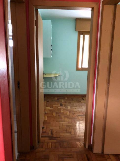Foto 3 de Apartamento com 2 Quartos à venda, 48m² em Rio Branco, Porto Alegre