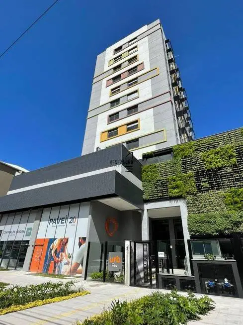 Foto 1 de Apartamento com 2 Quartos para alugar, 65m² em Santana, Porto Alegre
