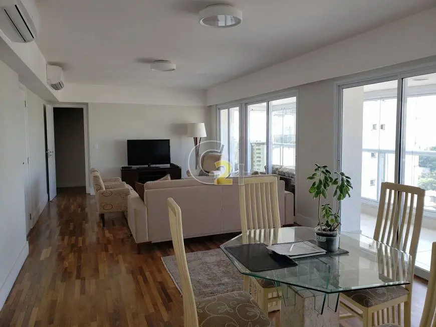 Foto 1 de Apartamento com 3 Quartos à venda, 143m² em Água Branca, São Paulo