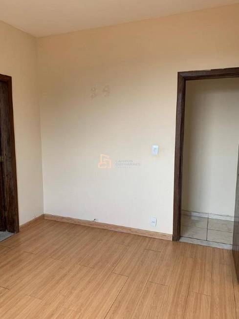 Foto 3 de Apartamento com 3 Quartos para alugar, 75m² em Barreiro, Belo Horizonte