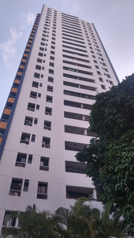 Foto 1 de Apartamento com 3 Quartos à venda, 97m² em Jaqueira, Recife