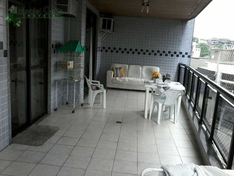 Foto 1 de Apartamento com 3 Quartos à venda, 136m² em Jardim Guanabara, Rio de Janeiro