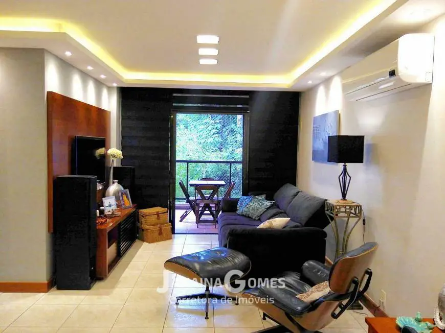 Foto 1 de Apartamento com 3 Quartos à venda, 120m² em Maceió, Niterói