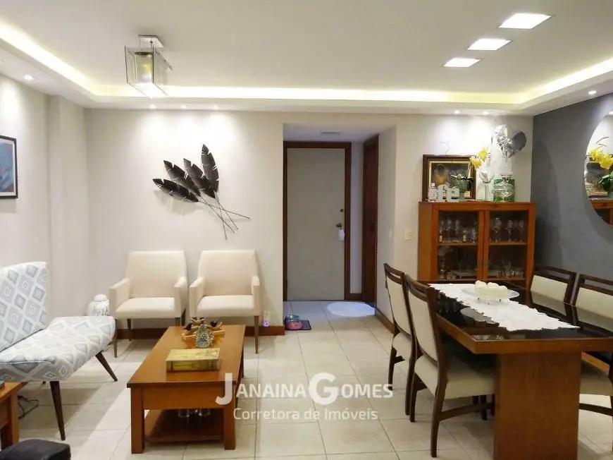 Foto 3 de Apartamento com 3 Quartos à venda, 120m² em Maceió, Niterói